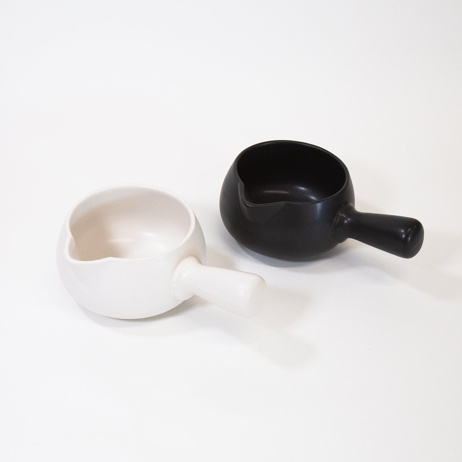 Modern Ceramic Milk Pot and Saucepan